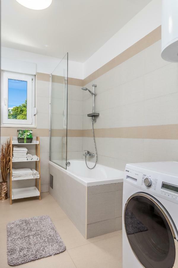 Luxury Apartment la Es Marčelji Extérieur photo
